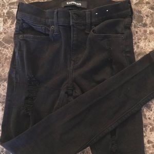 Women’s Ripped black Express jeans, size 28